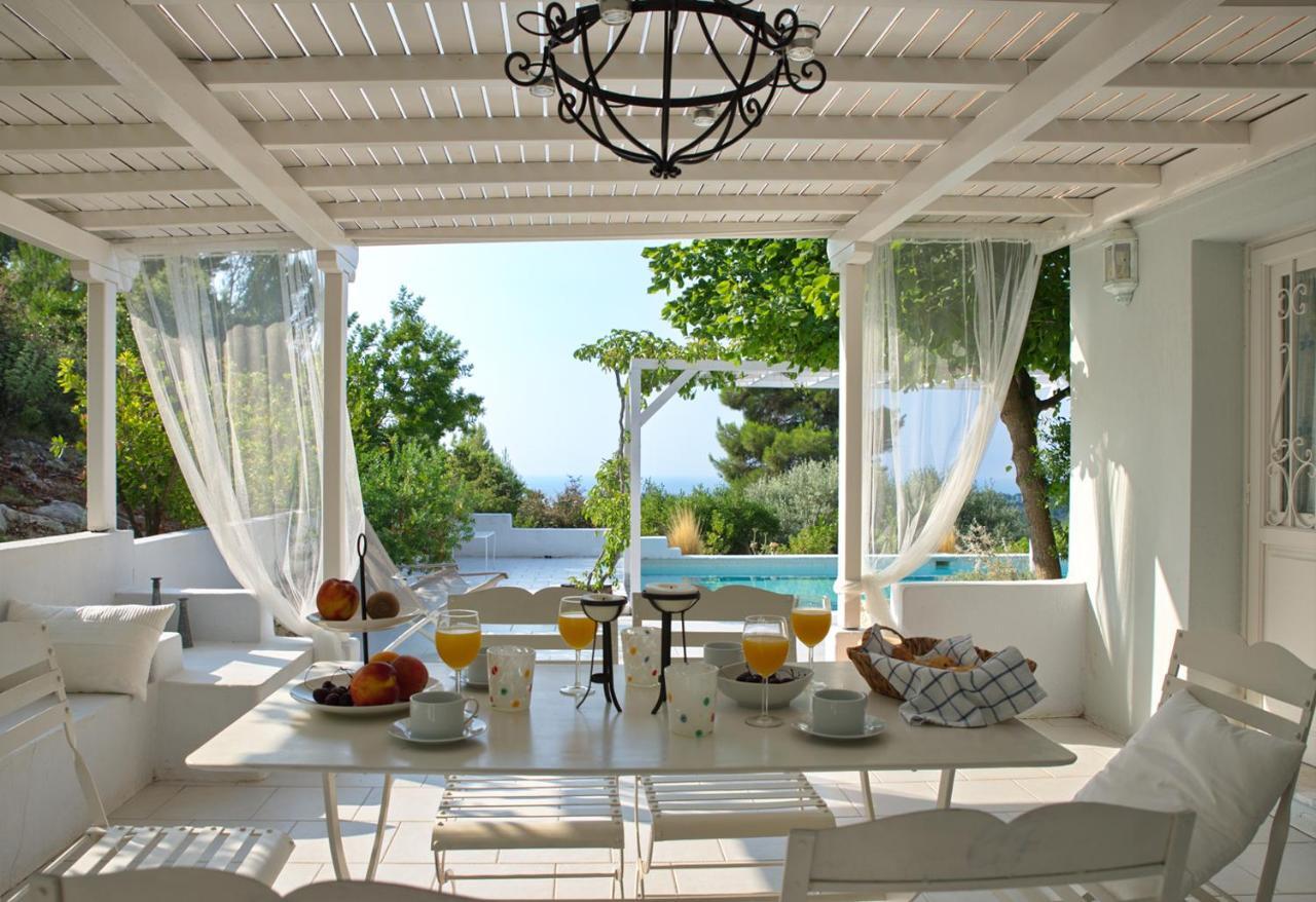 Anemolia Villas With Private Pools Near The Most Beautiful Beaches Of Alonissos Isomata Exterior foto